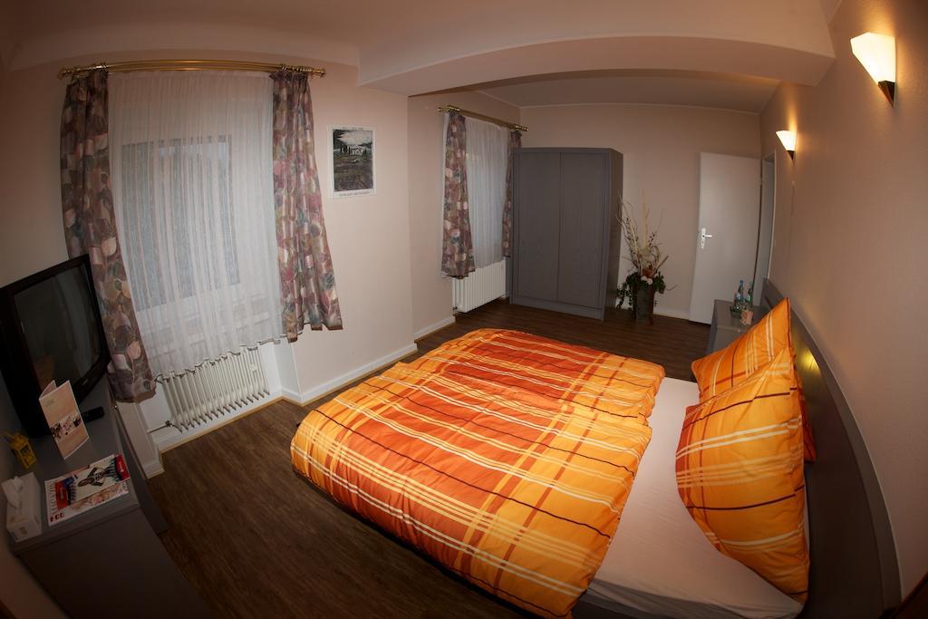 Auberge Du Chateau Stadtbredimus Pokoj fotografie